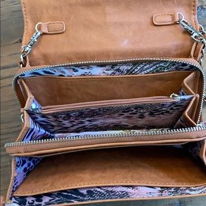 Big Buddha Bags - Big BUDDHA Crossbody Purse Big Buddha Bags - Big BUDDHA Crossbody Purse